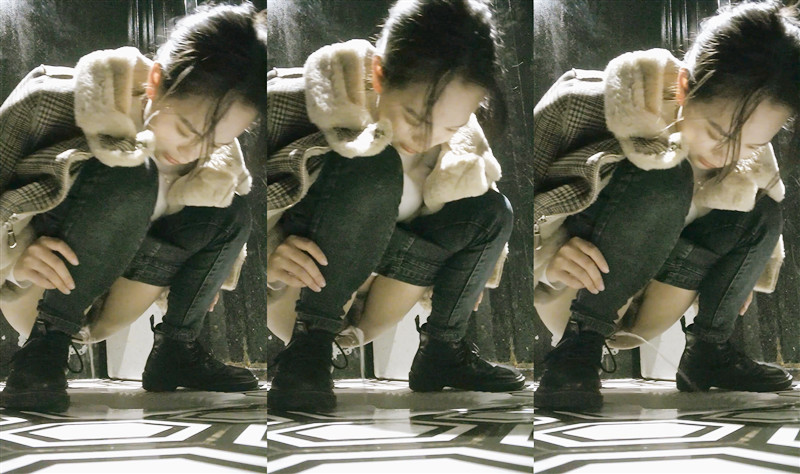 酒吧女厕全景偷拍喝多了的美少妇❤️尿的又猛又急还不擦B