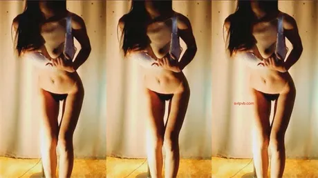 ❣️推荐❣️网易CC骚逼主播【小小兔】裸舞诱惑，脱光了还得关灯，小尺度诱惑6V